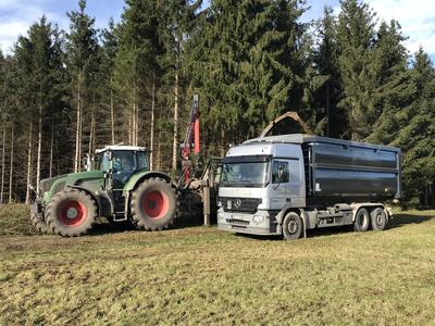 Transport Erdbau Containerdienst